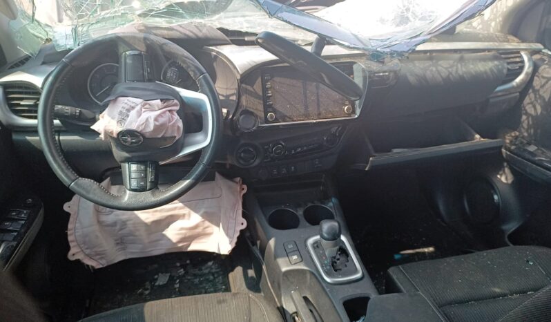 TOYOTA/ HILUX CD SR full