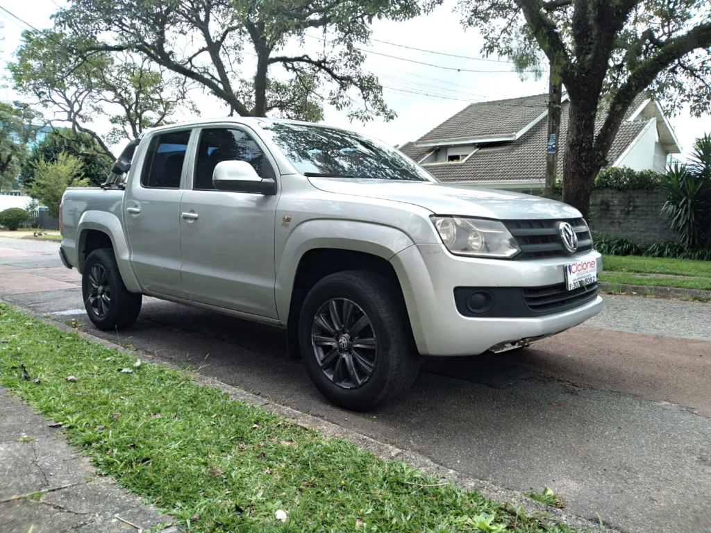VOLKSWAGEN AMAROK CD 4X4 - veículo salvado em Curitiba