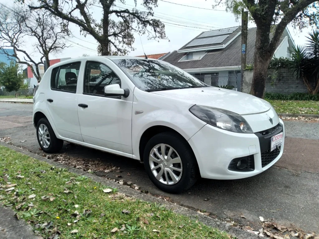 RENAULT SANDERO EXPRESSION - veículo salvado em Curitiba