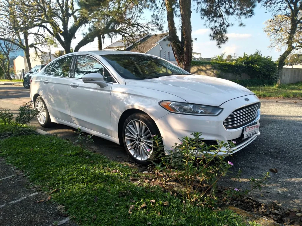 FORD FUSION TITANIUM FWD - veículo salvado em Curitiba