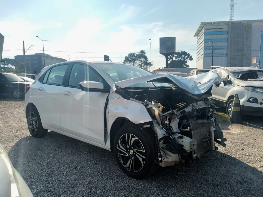 CHEVROLET ONIX LT2 - veículo salvado em Curitiba
