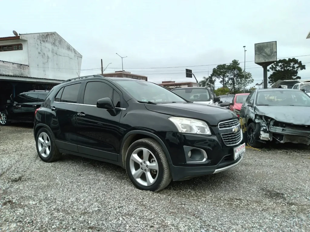 CHEVROLET TRACKER LTZ AT - veículo salvado em Curitiba
